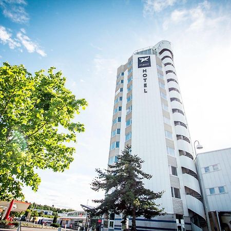 First Hotel Joenkoeping Ngoại thất bức ảnh