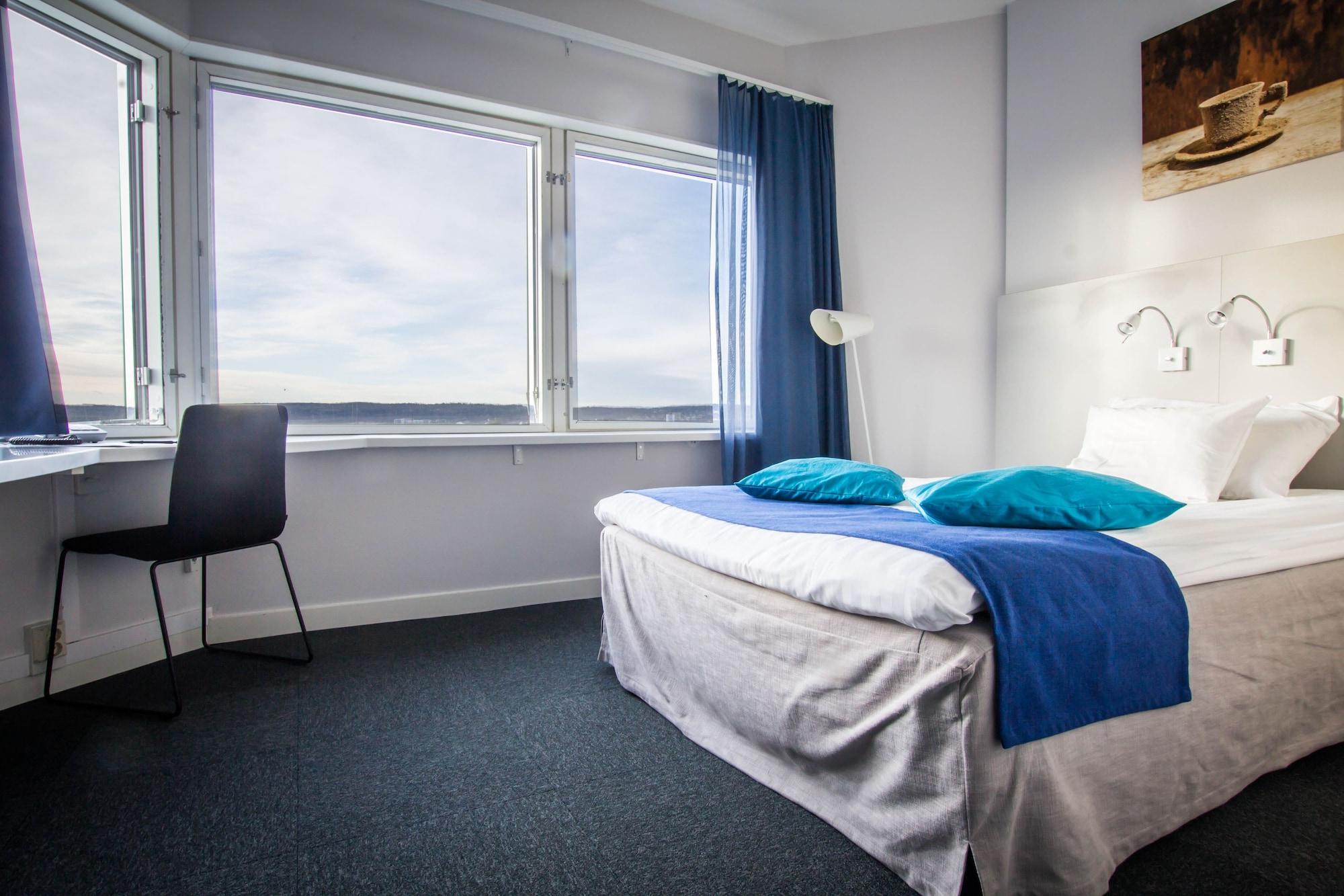 First Hotel Joenkoeping Ngoại thất bức ảnh
