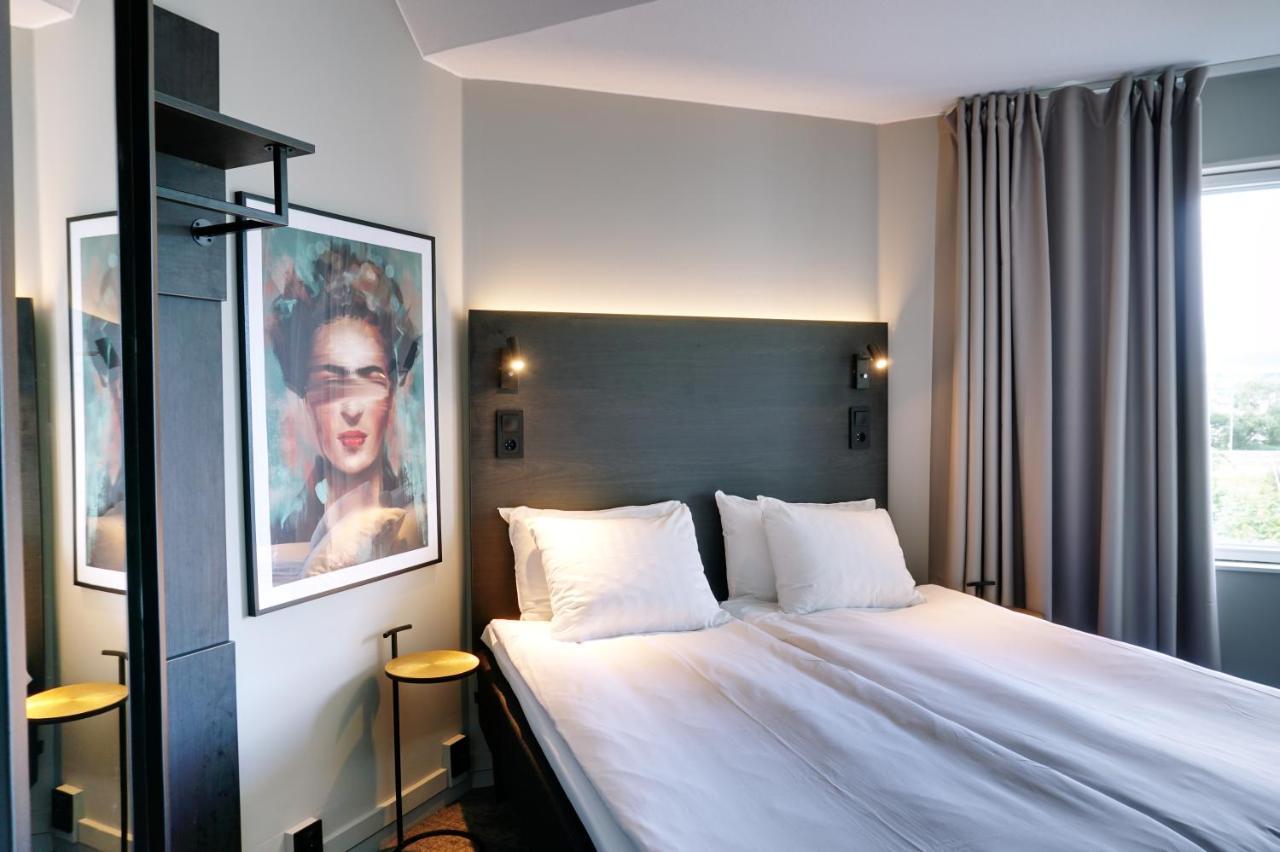 First Hotel Joenkoeping Ngoại thất bức ảnh