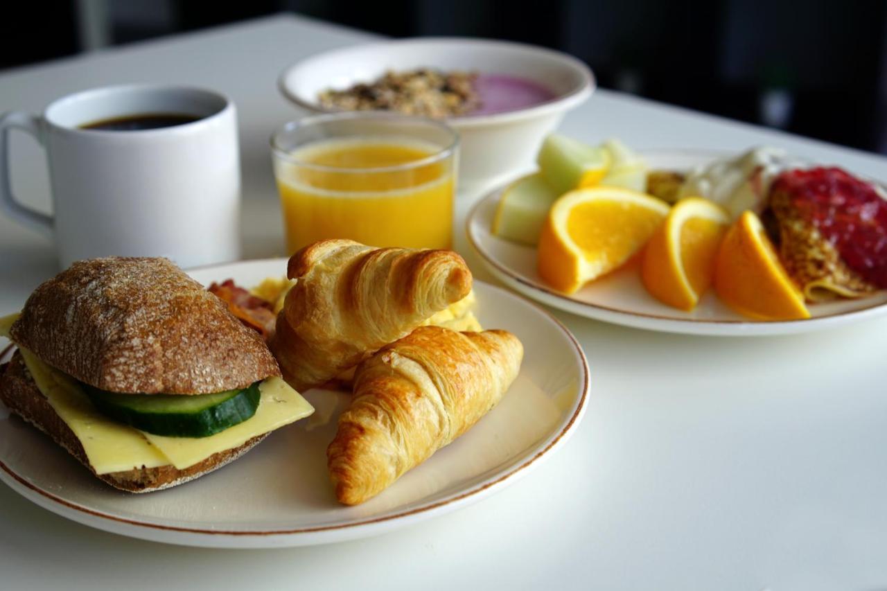 First Hotel Joenkoeping Ngoại thất bức ảnh