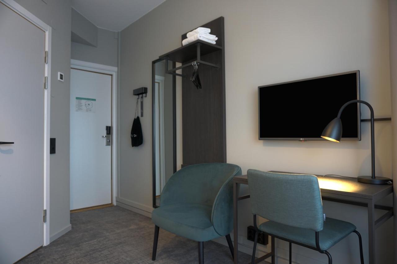 First Hotel Joenkoeping Ngoại thất bức ảnh
