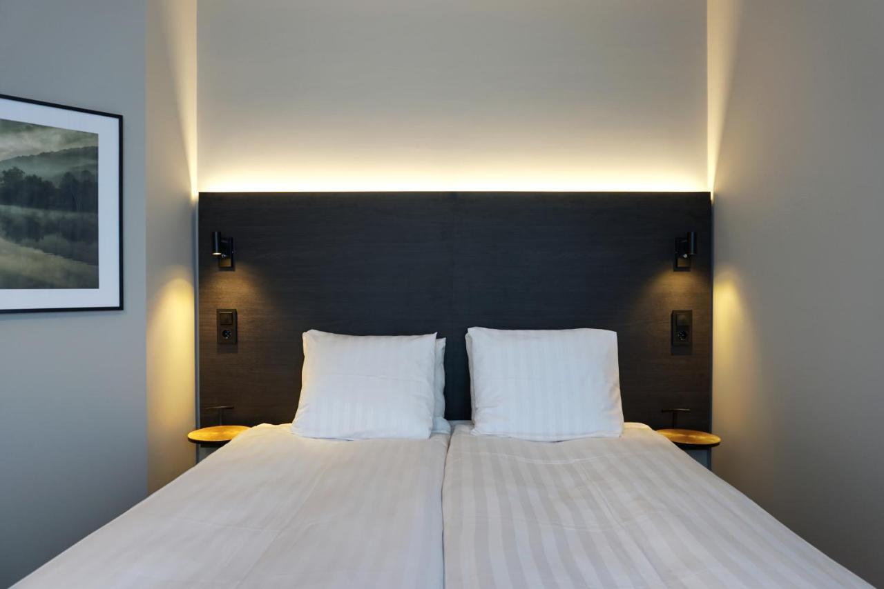First Hotel Joenkoeping Ngoại thất bức ảnh